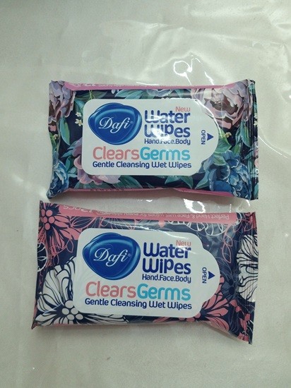 دستمال مرطوب پاک کننده دست و صورت