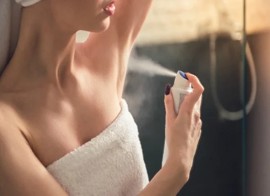 اسپری بدن بارایحه باکارات رژ قرمز (Baraca)