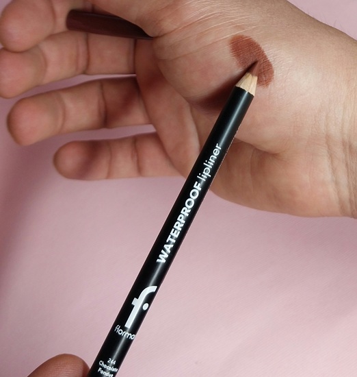 مداد لب ضد آب  رنگ Chocolate Fondue شماره 244